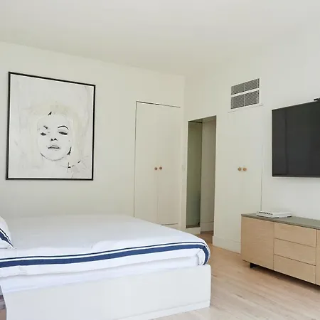 Avenue Montaigne - Prestigieux 2br Διαμέρισμα