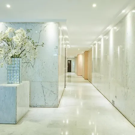 Avenue Montaigne - Prestigieux 2br Παρίσι